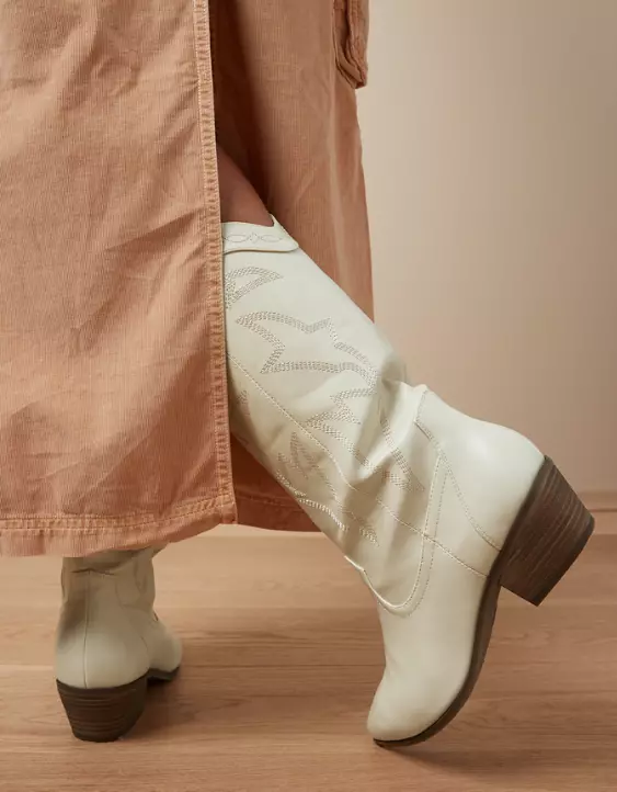 AE Sun Cowboy Boot - Image 2