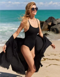 Aerie Textured Open Cape