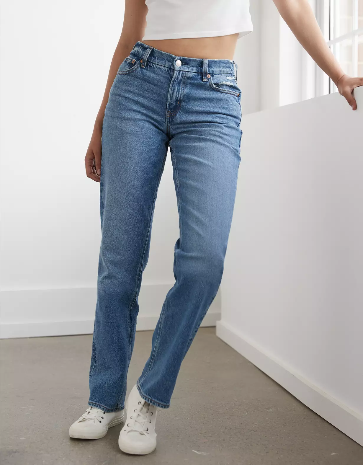AE X The Ziegler Sisters Stretch Curvy High-Waisted Relaxed Straight Jean